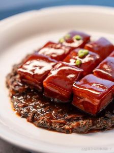 哇真嫩一直在喷51反差：探索这道美味菜肴的独特风味与烹饪秘密