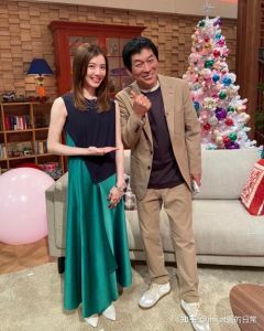 男生怒怼女生国产MV主播：从厨房角度看双方互动的不同视角