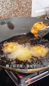 闽南浮果详细做法_海蛎地瓜粉炸出外酥里嫩