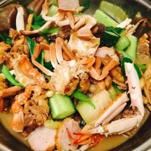 鸡煲蟹顺德正宗做法_鲜香浓郁，走地鸡配梭子蟹