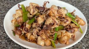 烧乌贼的家常做法_家常烧乌贼，鲜嫩入味做法多！
