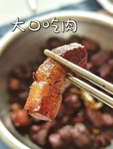 炖猪蹄膀的做法_煎焖猪肘子，家常做法香到骨里