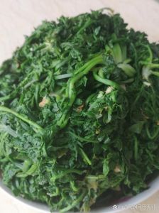荠菜焯水需要多长时间_荠菜焯水去涩，口感好做法分享