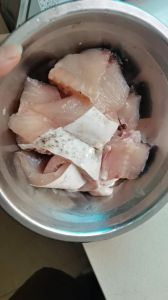 30斤肉腌制放多少盐_腌腊肉加盐有讲究，别多别少正合适