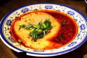宁夏搅团的做法大全_地道西北面食，顺时针小火成团，蒜汁辣子香！