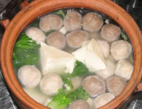 做鱼丸加豆腐正确方法_鲜嫩弹口,空气炸锅外脆里嫩! 做鱼丸加豆腐正确方法_鲜嫩弹口,空气炸锅外脆里嫩!