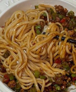 打卤面肉卤的做法大全_茄子肉末青椒红椒鸡丁番茄鸡蛋，简单美味！