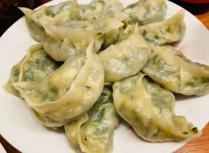 自己包的饺子要蒸多久才熟_蒸饺多长时间？速查新鲜冷冻肉素馅时间