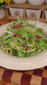 糖醋苦菊的做法_清爽开胃，简单又美味！