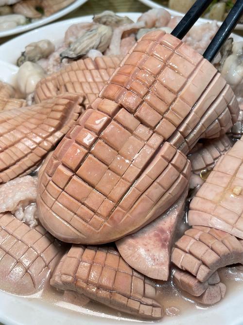 猪腰怎么去腥味图解_去除白筋醋泡淀粉腌，斜刀切花大火炒，猪腰不腥又脆嫩！