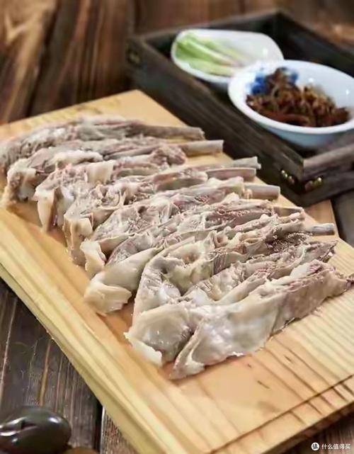 甘肃省十大特色菜_兰州牛肉面手抓羊肉等特色风味