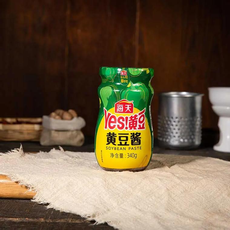 豆瓣酱就是黄豆酱吗_豆瓣酱黄豆酱怎么选？原料辣椒口味大不同