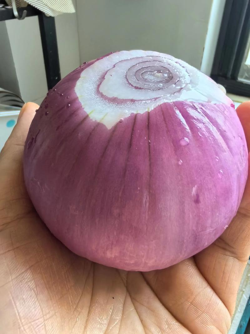 洋葱怎样切不辣眼睛_切洋葱不流泪妙招