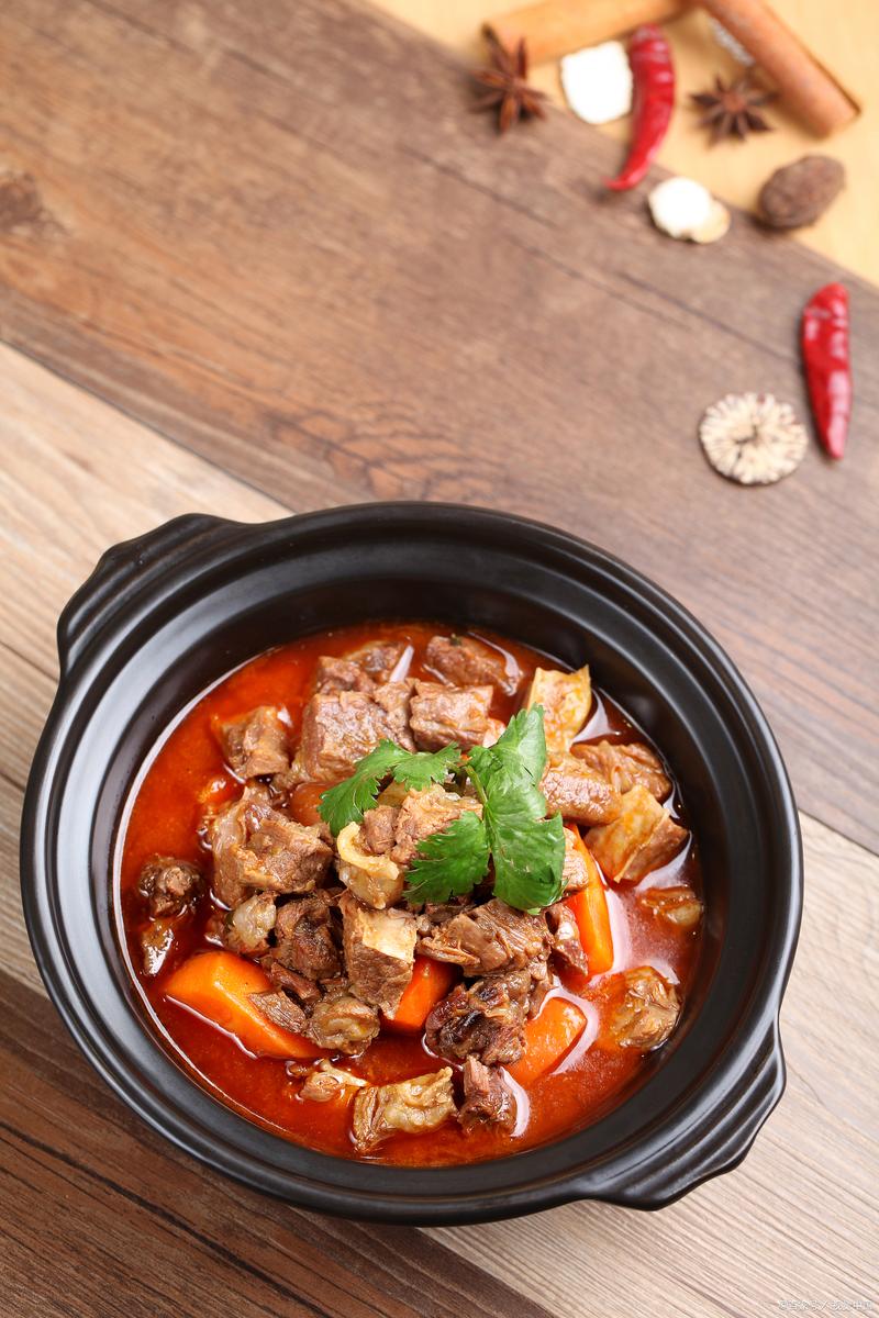 黄焖牛肉的做法_简单易学，家常美味