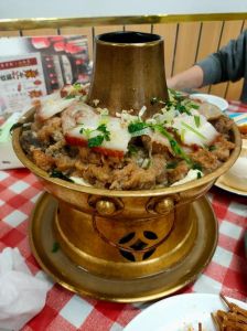 铜火锅起源于山西吗_历史传承的美食艺术