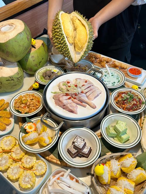 海南什么特色美食_海南清晨小吃香，文昌鸡石斑鱼，地道美味！