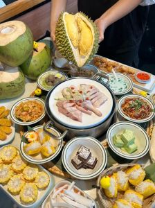 海南什么特色美食_海南清晨小吃香，文昌鸡石斑鱼，地道美味！