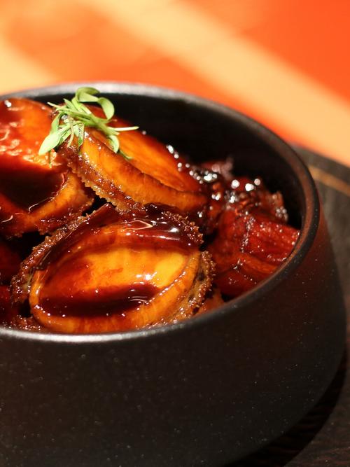 浙菜十大代表菜名_西湖醋鱼东坡肉龙井虾仁等特色菜肴