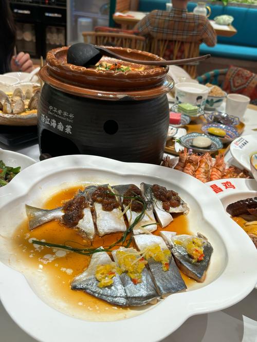 海南吃的特色美食_鲜香酸甜糯，黎苗闽粤风味融合！