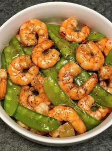 虾仁和什么一起吃最好_虾仁配白菜油菜豆苗，清淡营养，好吃易消化！