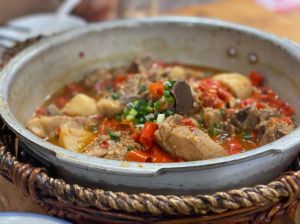 湘菜蒸菜十大招牌菜_湘菜蒸菜鲜香辣，剁椒鱼头口味虾，茶香鸡味美受欢迎！