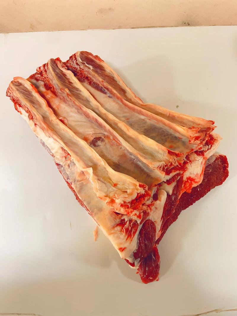 牛肋条的正确位置图_牛肋条怎么挑？口感好又带嚼劲！