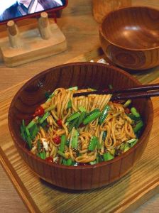 北方人每顿都吃面吗_北方也吃米饭杂粮，饮食更丰富多样