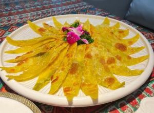 青海特色美食图_酿皮洋芋甜醅手抓羊肉