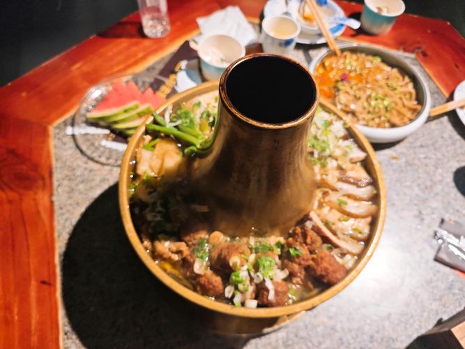 哪里的铜火锅最出名_美食文化与匠心传承