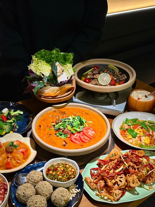 贵州十大特色菜_酸汤鱼辣子鸡肠旺面等必尝美食