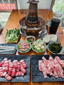 涮羊肉哪里的羊肉最好_锡林郭勒宁夏滩羊等美味涮肉优选