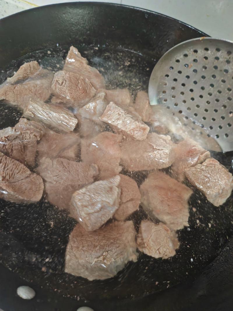 焯过水的肉还能腌吗_焯水去腥腌增味，顺序灵活看食材
