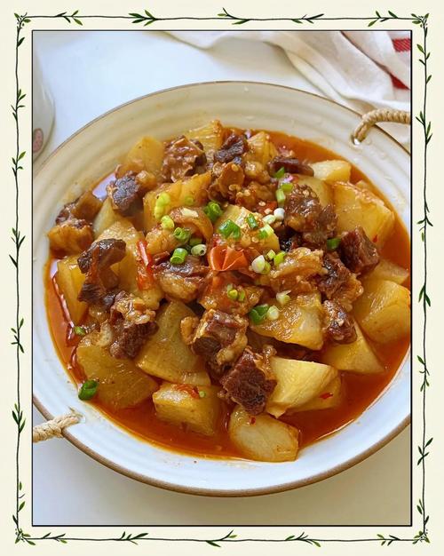 萝卜炖牛肉怎么做不柴_选对部位泡水慢炖，牛肉软烂不柴！