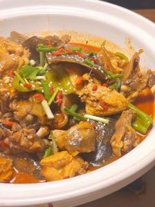 甲鱼正确吃法图解_甲鱼红烧做法