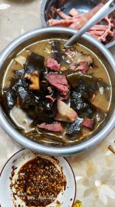 猪蹄海带香菇能一起炖吗_猪蹄海带香菇汤，鲜美营养，家常好做法！