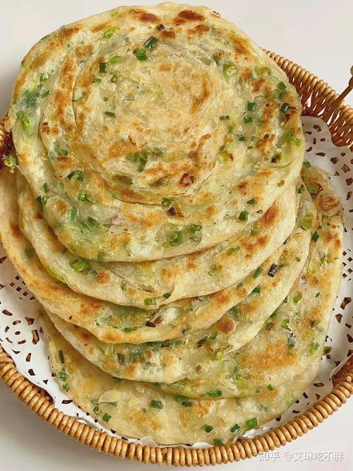 家常葱花饼做法_和面油酥是关键，酥香做法详解