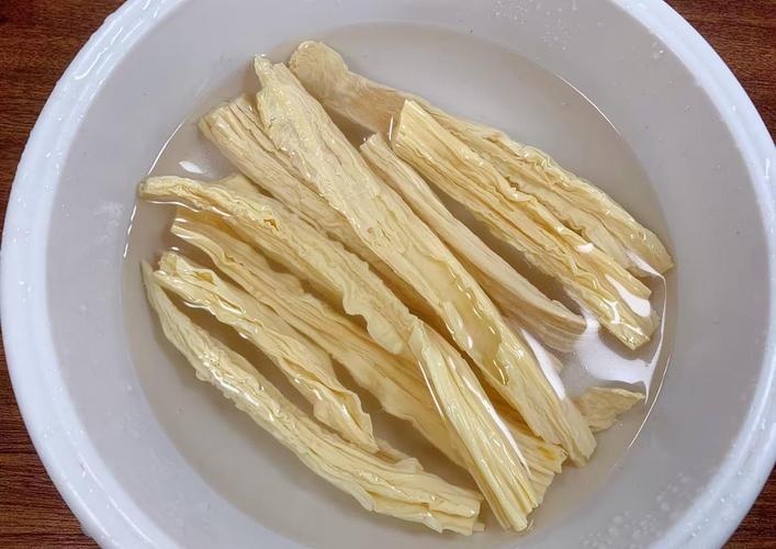 干腐竹10分钟快速泡开方法_快速泡软好方法