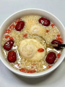 酒酿鸡蛋的家常做法_暖心暖胃的养生小食