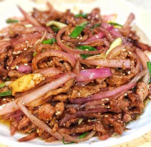 清炒牛柳的家常做法_嫩滑低脂，简单美味家常菜