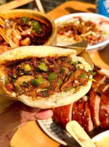 正宗乐山小吃大全_麻辣鲜香，必尝小吃！