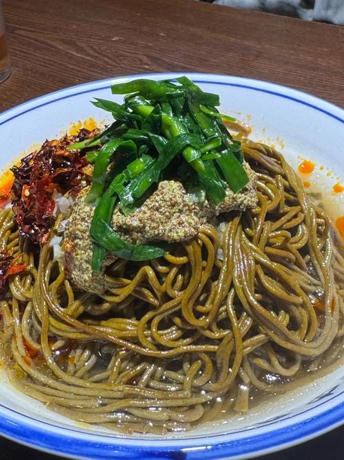 西安蓝田特色美食_饸饹神仙粉泡油糕,地方特色小吃尝鲜! 西安蓝田特色美食_饸饹神仙粉泡油糕,地方特色小吃尝鲜!