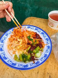 陕西最正宗的15种小吃_子午路肉夹馍，老孙家同盛祥，胖子甑糕贾家胡辣汤！