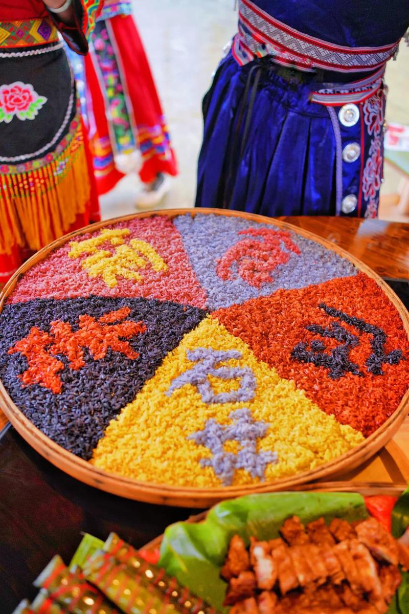 广西百色十大必吃美食_烤鸭豆腐花马肉粉酸汤鱼糯米肠