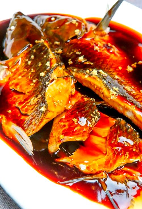 西湖醋鱼口味_杭州名菜，酸甜带劲，鲜嫩有嚼劲！