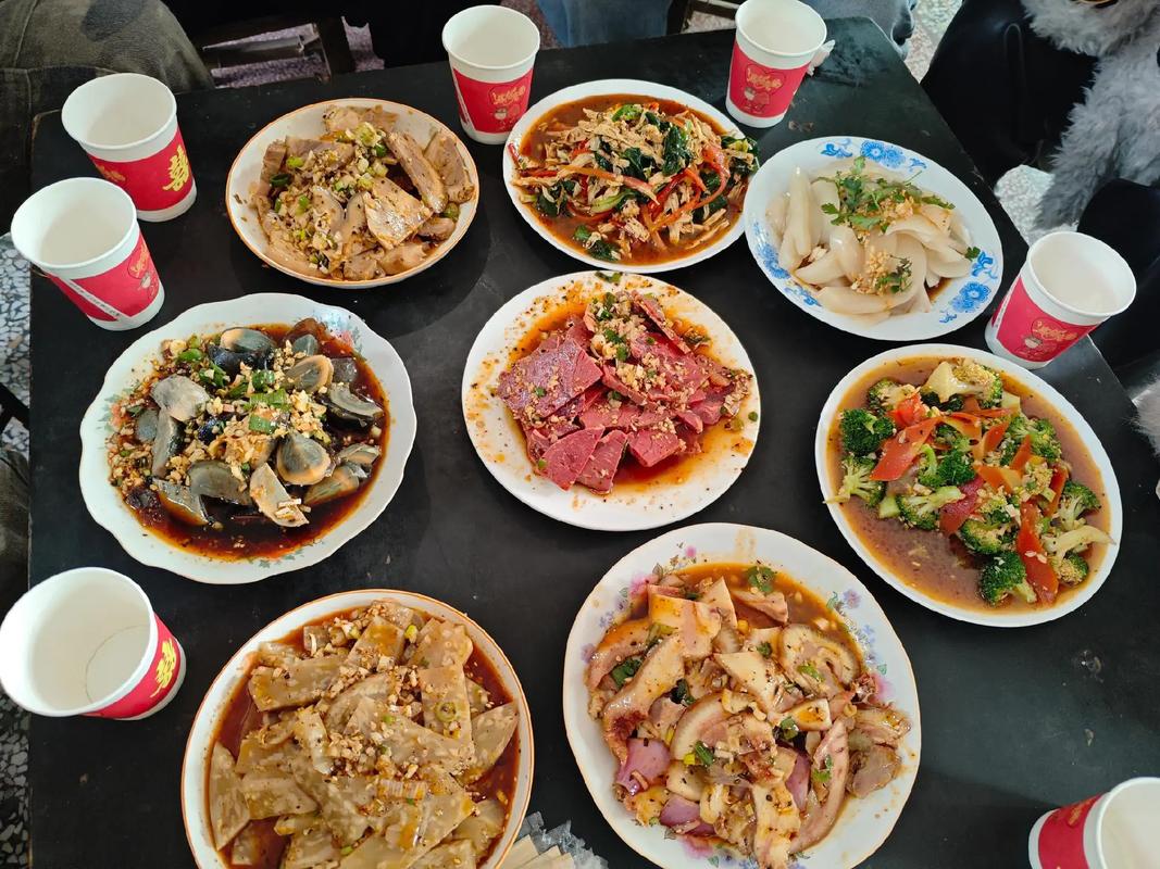 陕西过年吃什么凉菜_西府合盘醋粉，地道风味！