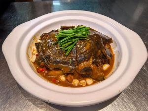 徽菜为什么叫徽菜_安徽特色菜，浓油赤酱，臭鳜鱼代表！