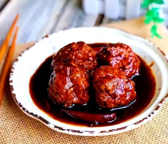 江苏经典名菜_四大流派，松鼠鳜鱼等名菜赏析