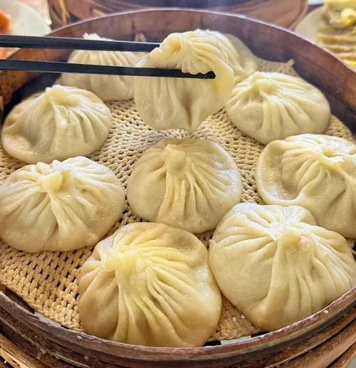 淮扬特色美食文化_清淡鲜醇，精致细心的江南味道