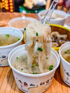 福州吃的特色美食_佛跳墙鱼丸肉燕，诱人风味等你尝！