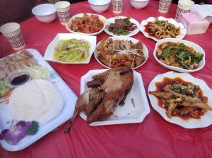 四川9大碗有哪些菜_传统宴席，农耕移民风味